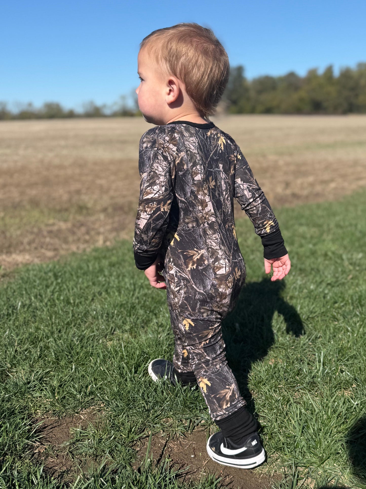 INTO THE WOODS ZIPPY