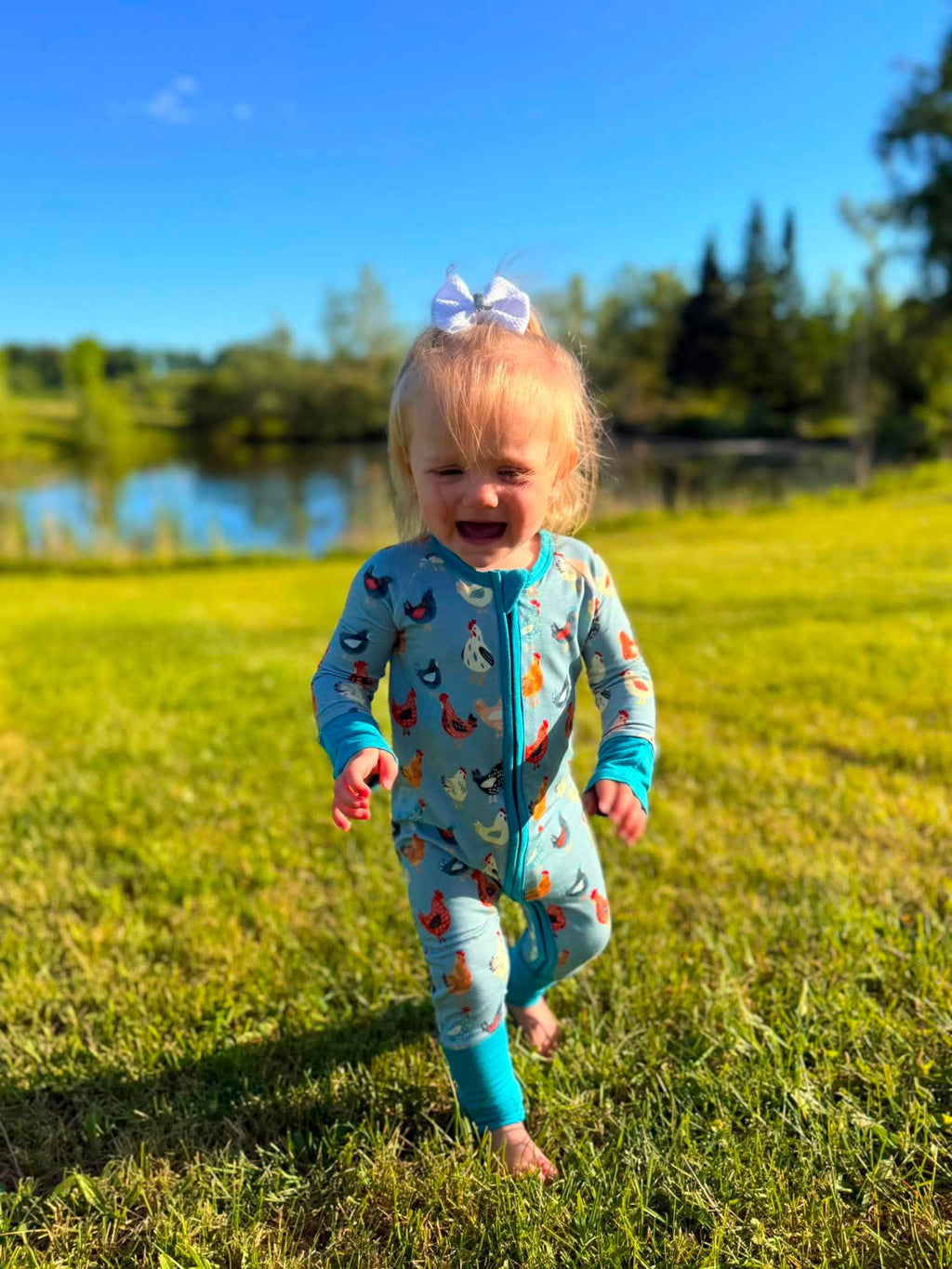 CLUCKIN’ CUTE ZIPPY