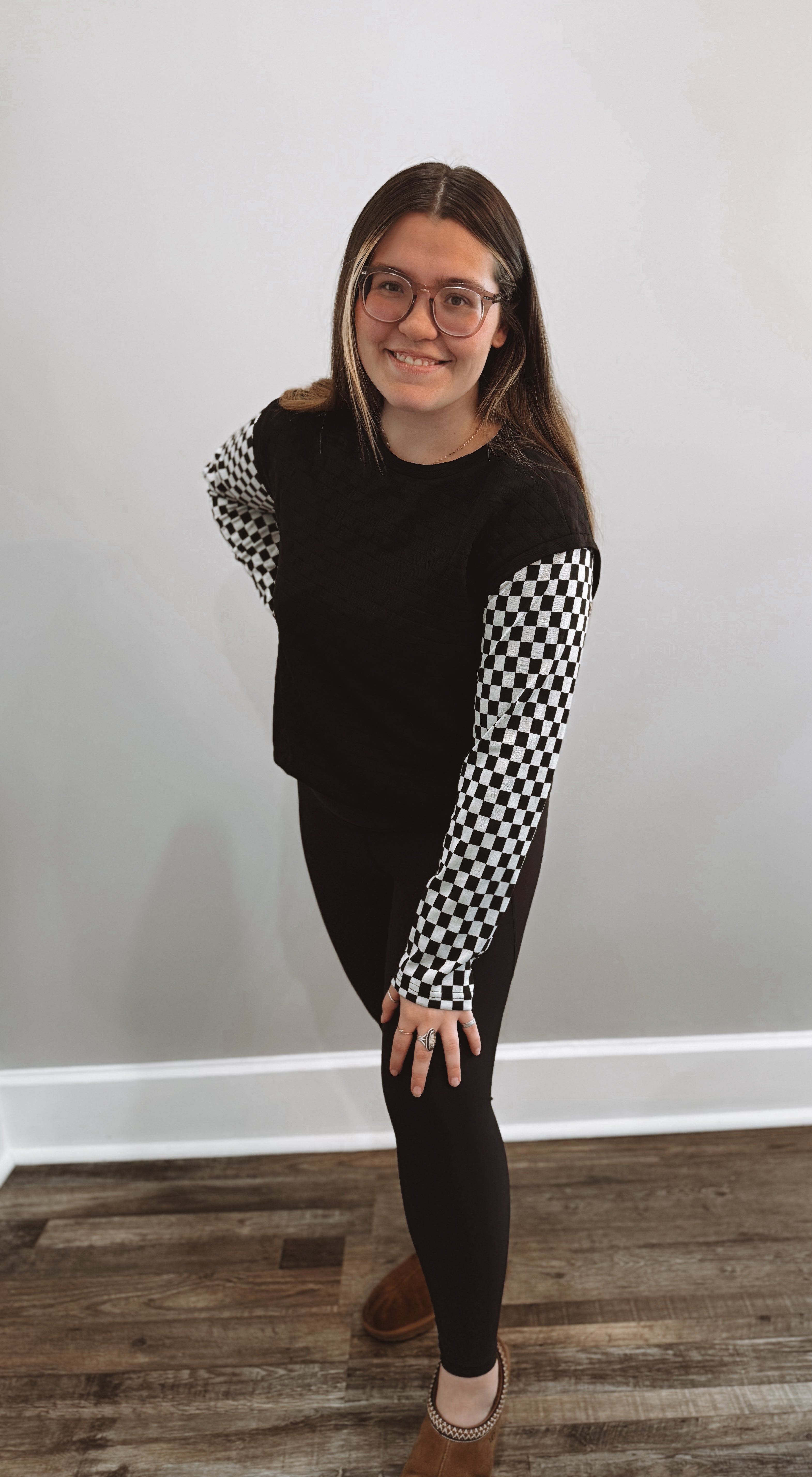 CHECKERED SLEEVE TOP