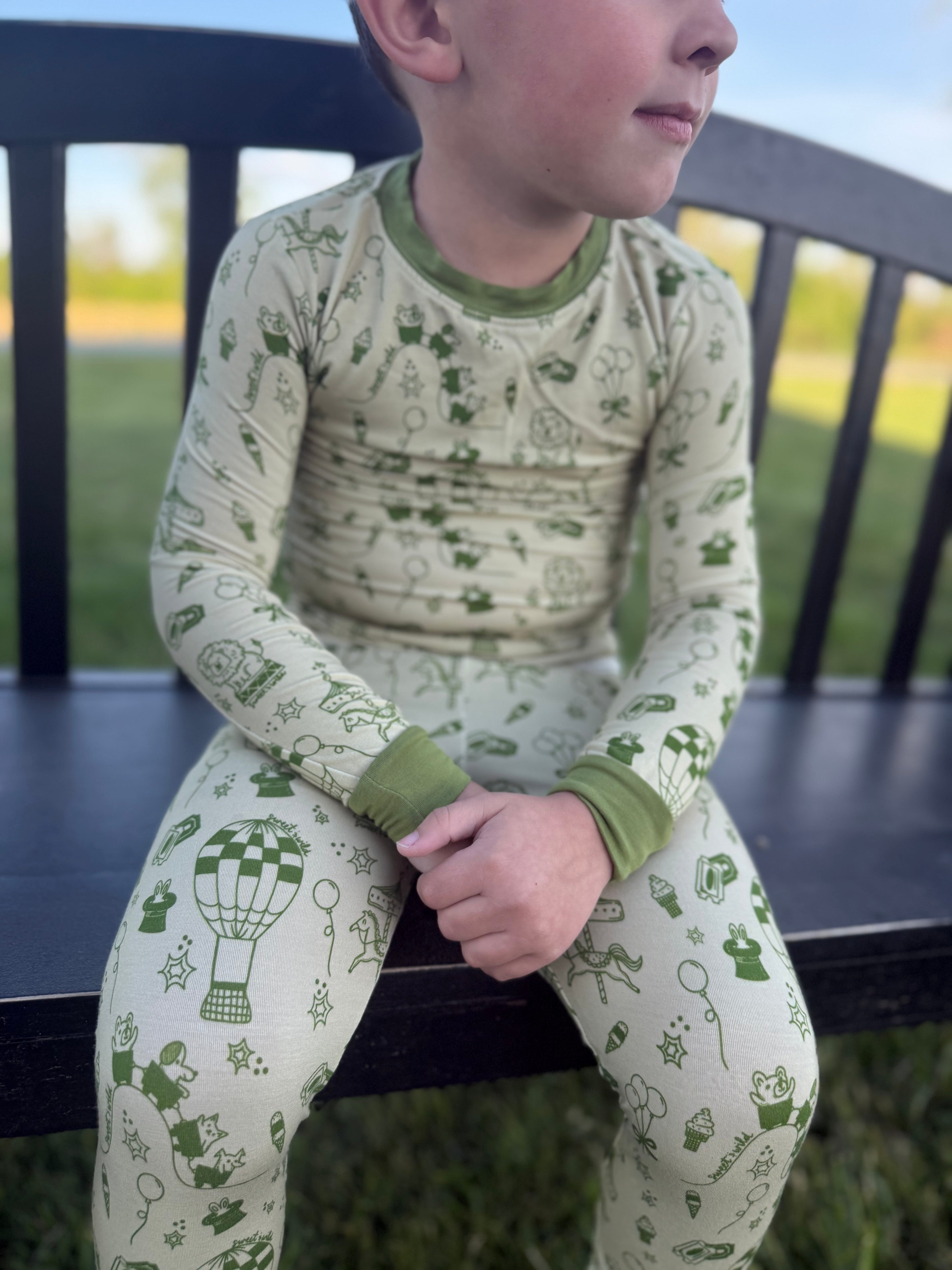 COZY CARNIVAL TWO PIECE SET